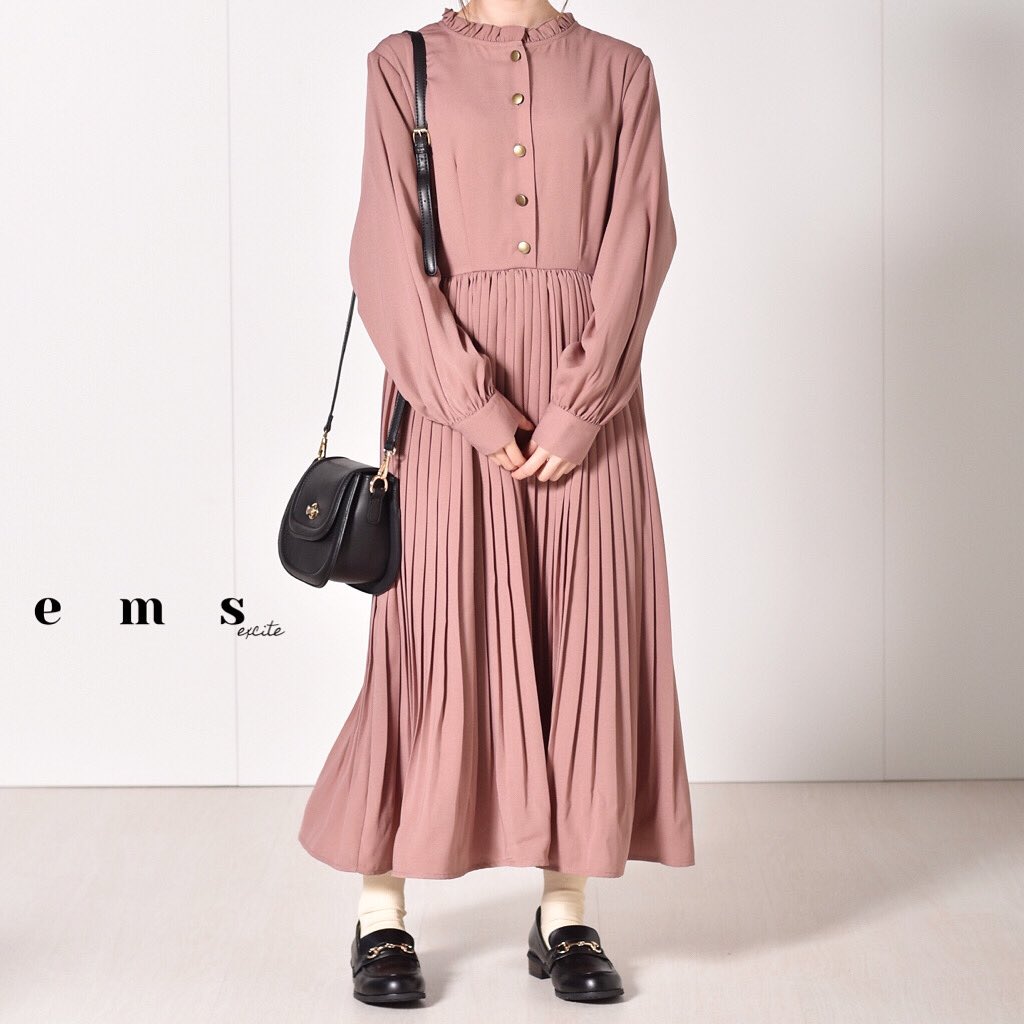 Ems Excite エムズエキサイト これほど可愛いワンピは 他にはないよ Ewc003 ハイネックアソートプリーツワンピース 3900 Tax T Co Kyxk4j4ajy Emsexcite エムズエキサイト Ems エムズ
