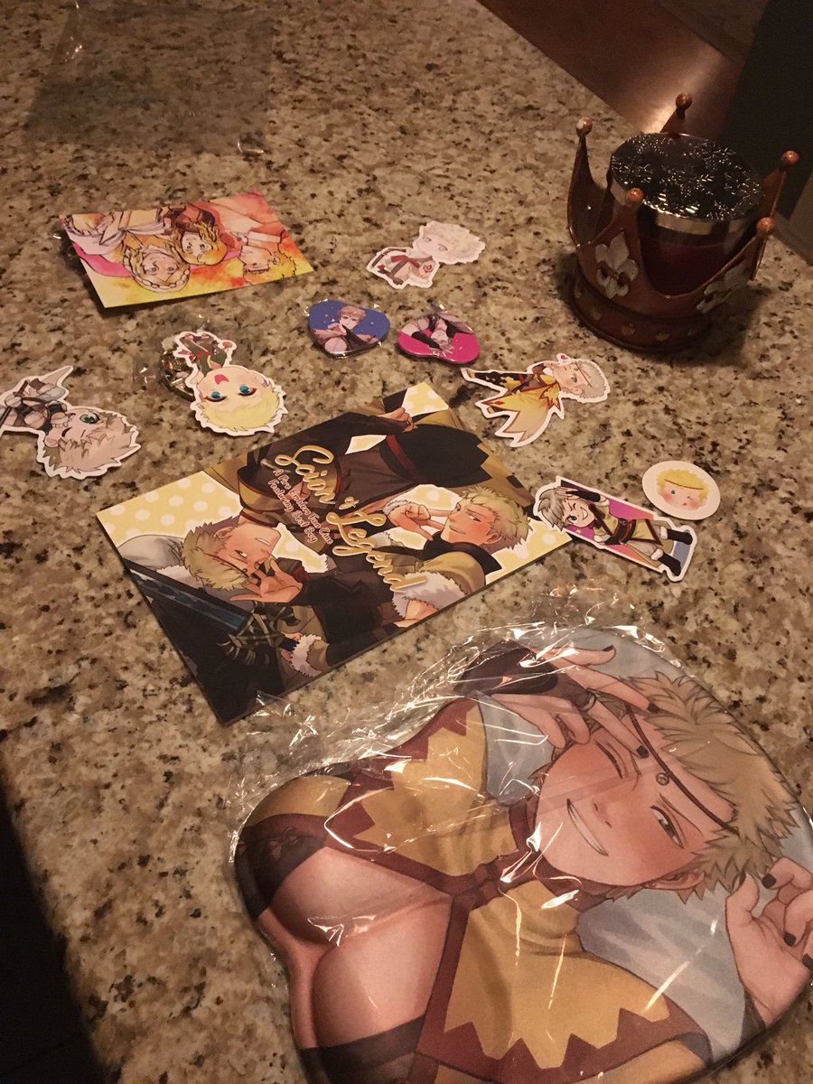 EarlCrayTea's tweet photo. My @odinzine arrived and nothing will make me happier in this life. I’m boutta laminate the stickers for my itabag and spend this 4 hour car trip admiring the zine. https://t.co/N5llKyLPbD