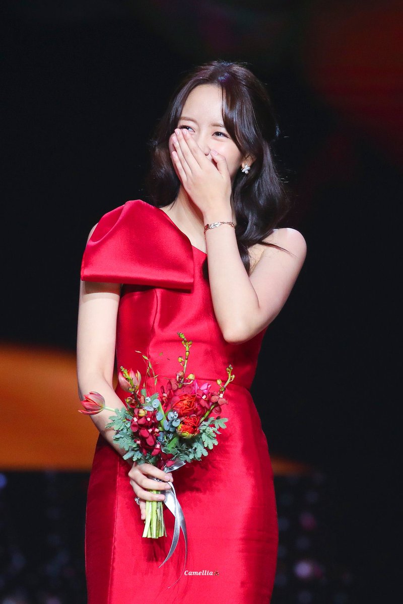 191231 KBS 연기대상
#김소현 #kimsohyun <a href="/hellokimsohyun/">김소현</a>

2020년에는 더 행복한 소현이가 되길❣️