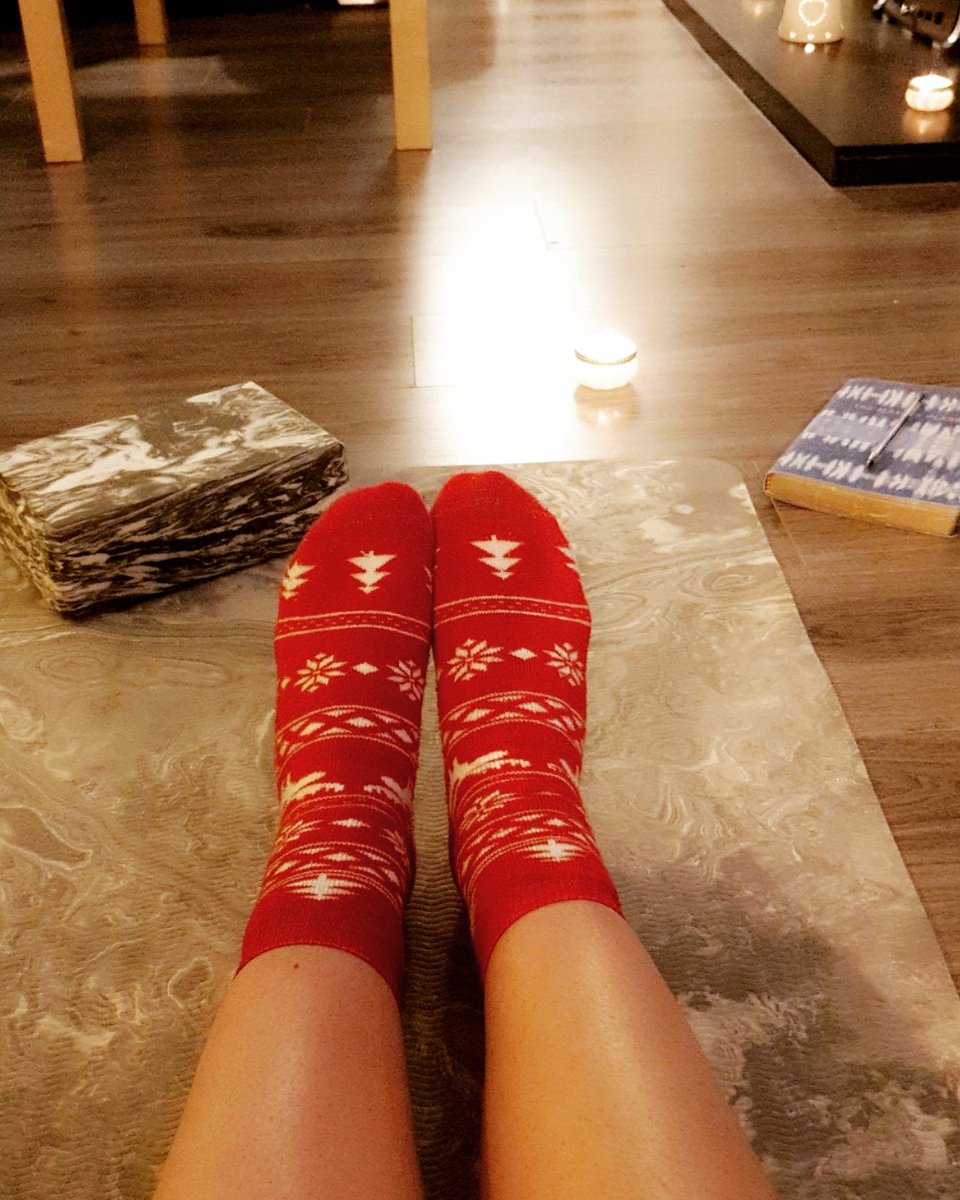 horganciara89's tweet photo. Current situation...still not quite ready to give up the socks just yet π #Namaste #selfcare #yoga #grattitudejournal https://t.co/Chn8RJsFCR