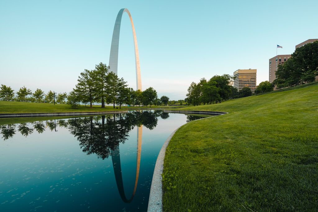 Two Missouri spots - St. Louis and the Ozarks - land on Forbes’ list of 25 best places in the U.S. to visit in 2020. 

<a href="/explorestlouis/">Explore St. Louis</a> @ExploreBranson 

bit.ly/2MU84l5

#MissouriAdventure