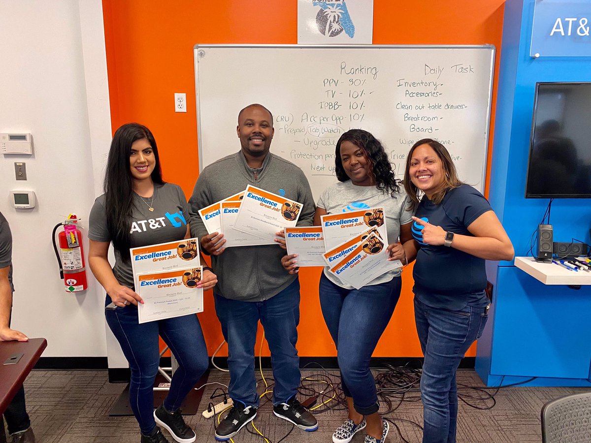 BiscayneStore's tweet image. Area Kickoff Meeting 2020 Stragtegy Session! #Snapinto2020 #MiamiSpice #WorldDomination Harry S. Truman "Its amazing what you can accomplish if you do not care who gets the credit" @Sumitra_Coote @efrenfavela @jrluna11 @preciouszmoment @JasonJj5839 @saidycamacho1 @_EfrainEspinoza