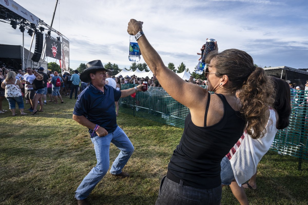 The weekend is here, time to celebrate!  Heck, you haven't had a drink since...2 days ago!   Don't wait to get your tickets for the biggest party in the La Crosse area:  countryboom.frontgatetickets.com