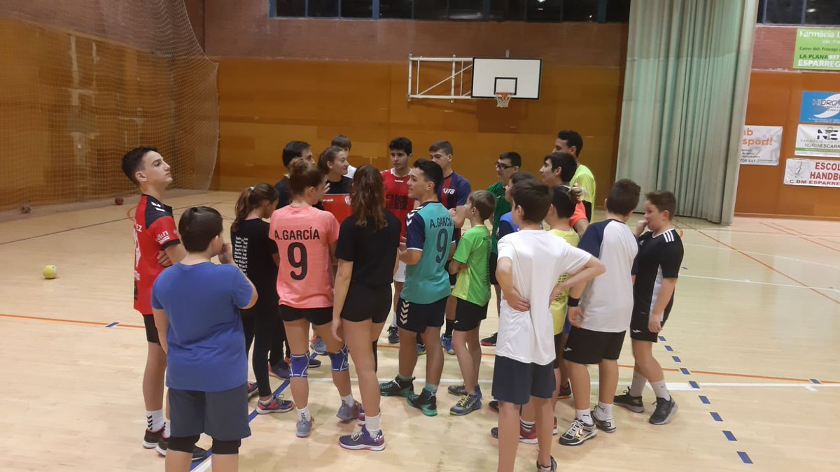 BMEsparreguera's tweet image. #4rt dia de #Campus de #Nadal 
Demà, descans merescut, que l'endemà espera la 'traca final' 🤟