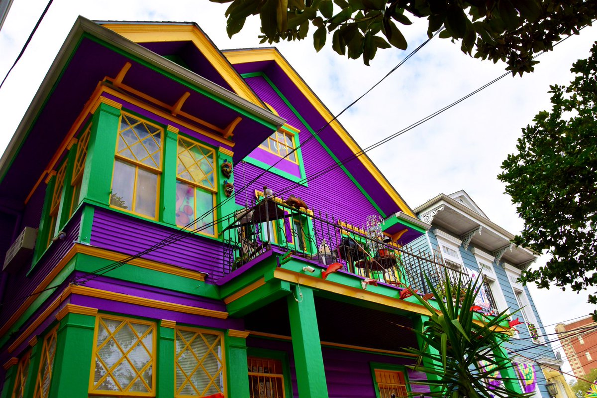 DavidMora's tweet image. It’s always #MardiGras on St. Mary Street. 💜💛💚 #NewOrleans #OnlyLouisiana