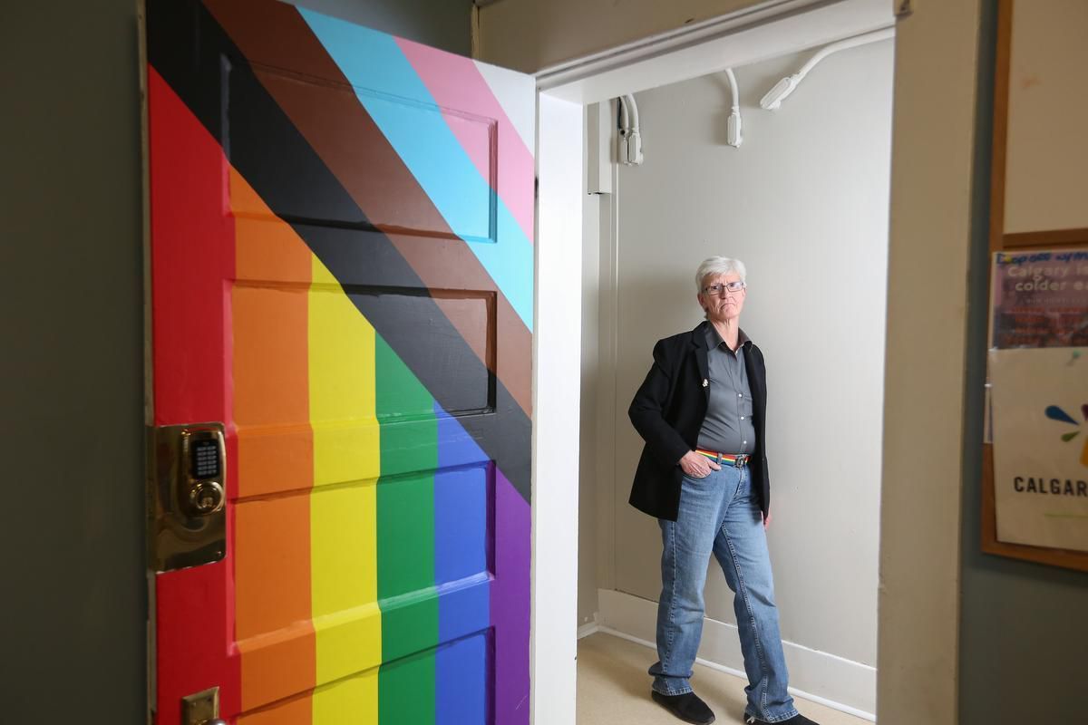 cam4_gay's tweet photo. "It’s got to stop. This is 2019. Knock it off.” says @Limey157 'Meet the Calgary #LGBTQ advocate working to end homophobia in homeless shelters' @RosaJSaba for @thestarcalgary @IAlexAbramovich #inclusivitytraining
https://t.co/A9mDHgNR1u https://t.co/Y5uP2IW3wK