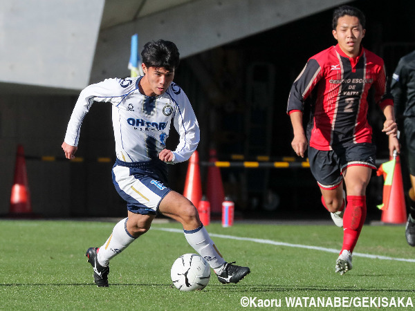 【写真特集】サイド切り裂く鵬学園MF永田貫太も…相手の堅守を破れず(4枚) web.gekisaka.jp/photonews/deta… #gekisaka