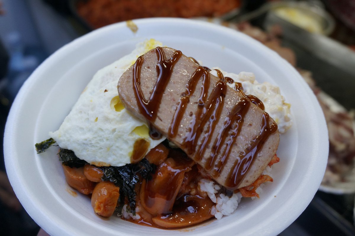 randomthings2do's tweet image. Spam people's phones with pictures of spam