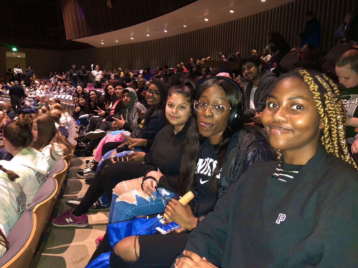 hphsdance's tweet photo. 14 High Point HS dancers at the 31st Annual Maryland Public High School Dance Showcase. Classes taken: Ballet, Improvisation, and Musical Theatre. #mddance #dance #pgcps #highpoinths @HighPointHigh @PGCPSDance https://t.co/M7GxMSaidu