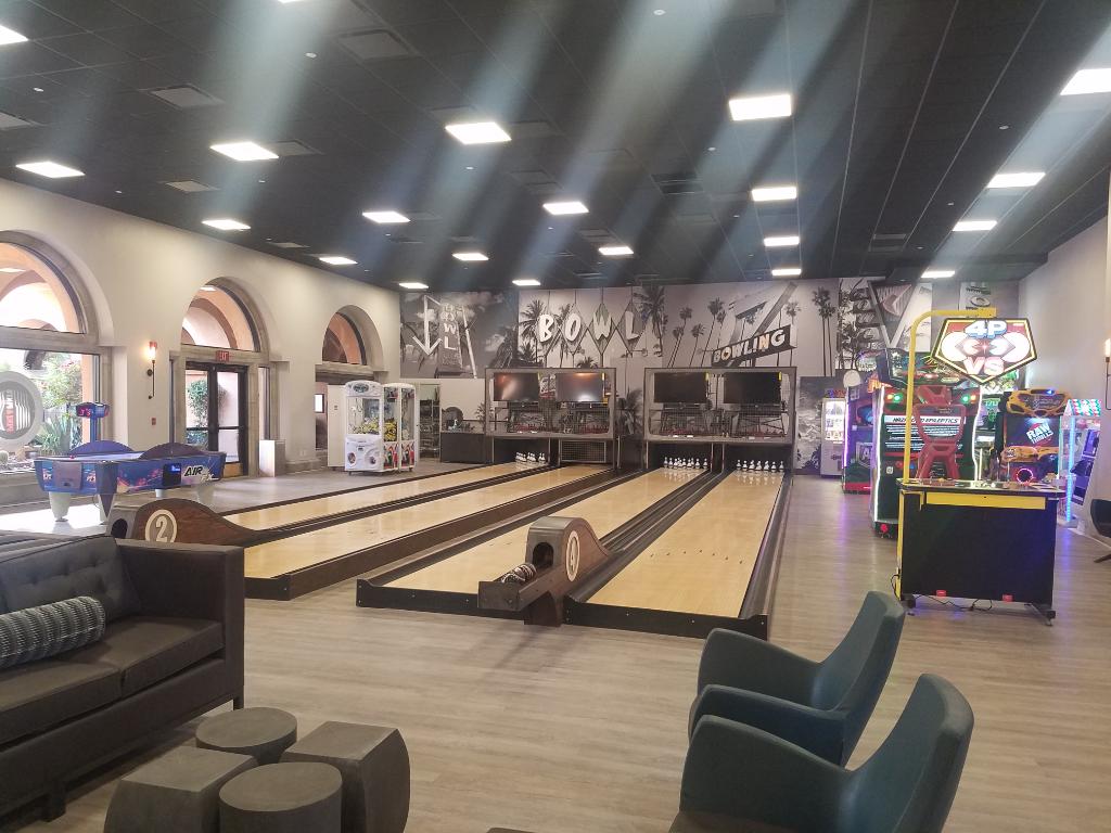 Are you ready for duckpin bowling? "What's that," you ask? It's like 10-pin bowling and skee ball had a baby! And it's opening soon at Pinz &amp; Pints at The Westin Mission Hills Golf Resort &amp; Spa #duckpinbowling