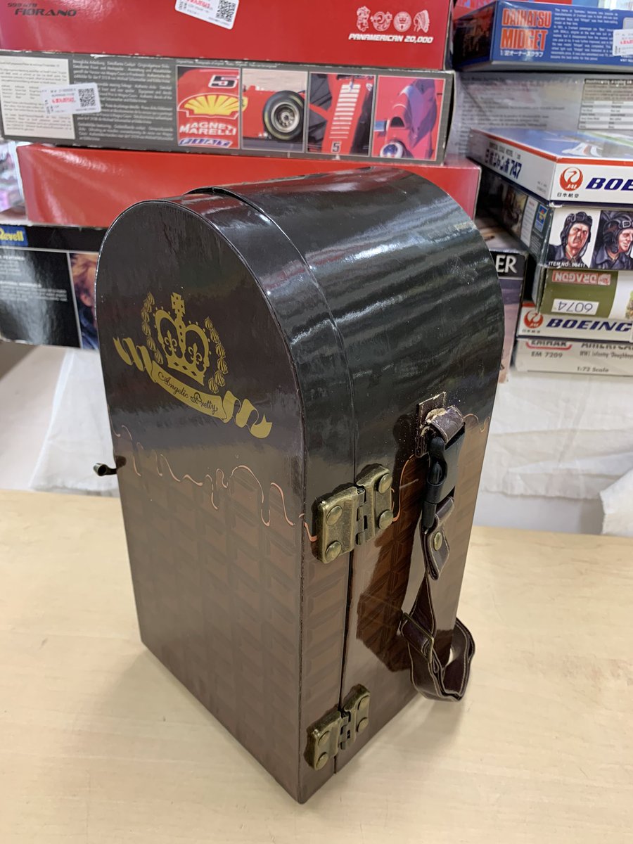 まんだらけ札幌店 ドール ゆめおと案内人 アンプリコラボのプーリップ用ドールキャリー入荷しました ミラーがないけど簡単 に入れなおせるし ミラーじゃなくてお気に入りのイラストとか写真とかいれたらかわいい アンプリだから今井キラさんのポスカとか まんだらけ札幌店 ドール ゆめおと案内人 アンプリコラボのプーリップ用ドールキャリー入荷しました ミラーがないけど簡単 に入れなおせるし ミラーじゃなくてお気に入りのイラストとか写真とかいれたらかわいい アンプリだから今井キラさんのポスカとか