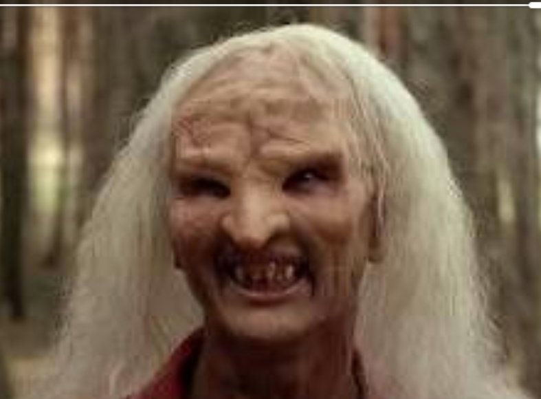 Witch_OfEastEnd's tweet photo. For the Love of Zeus.. Michelle looks like three finger from Wrong Turn 🤢 #ExtremeLove https://t.co/G7vnr5p15Y