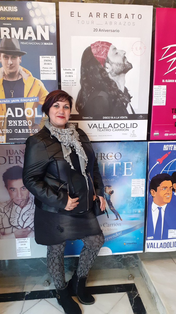 AzuKiula's tweet photo. @arrebatoficial  esperandote con muxas ganasss 🥰🥰🥰😘 https://t.co/k4RXEMsjtx
