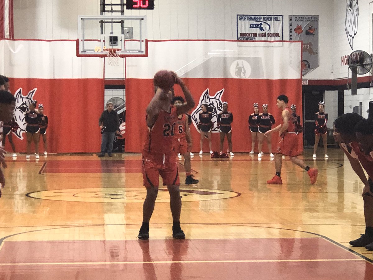 FRPSsupt's tweet photo. Tonight the #Hilltoppers @frps_durfee travel north to #BoxerCountry @BrocktonSchools for BBall 🏀 action @BostonHeraldHS #FridayFeels https://t.co/DI6dHUq2Ek