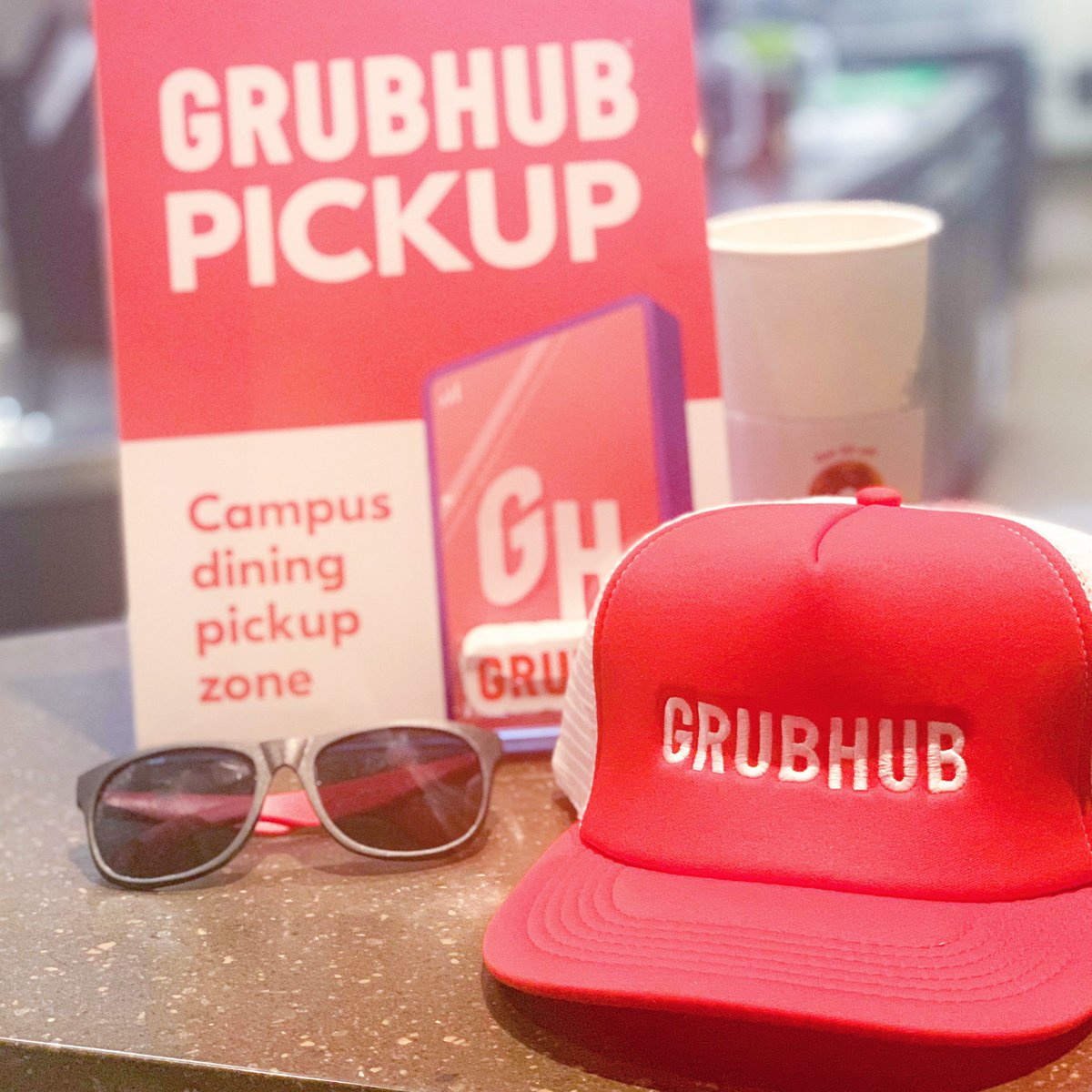 APUDining's tweet image. We’re gearing up for the new semester with some new swag. 😎 APU Grubhub launches MONDAY! Order online and you may be able to get some free merch. 🤗 Stay tuned for more info!