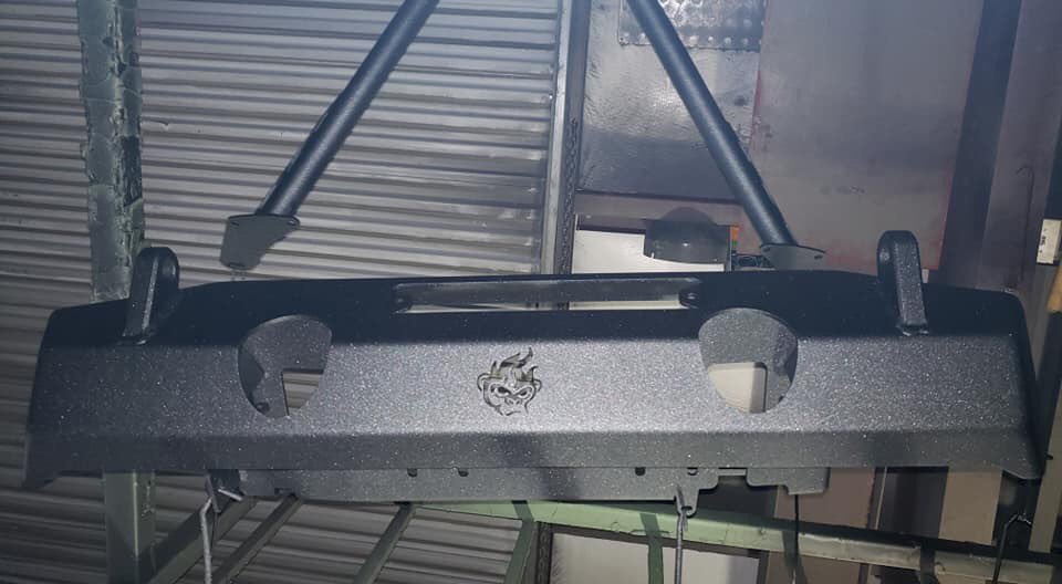 SunsetPowderInc's tweet photo. Prismatic silver cast on this Jeep Bumper. Look at that sparkle! ✨ https://t.co/JkTxjFeJvN