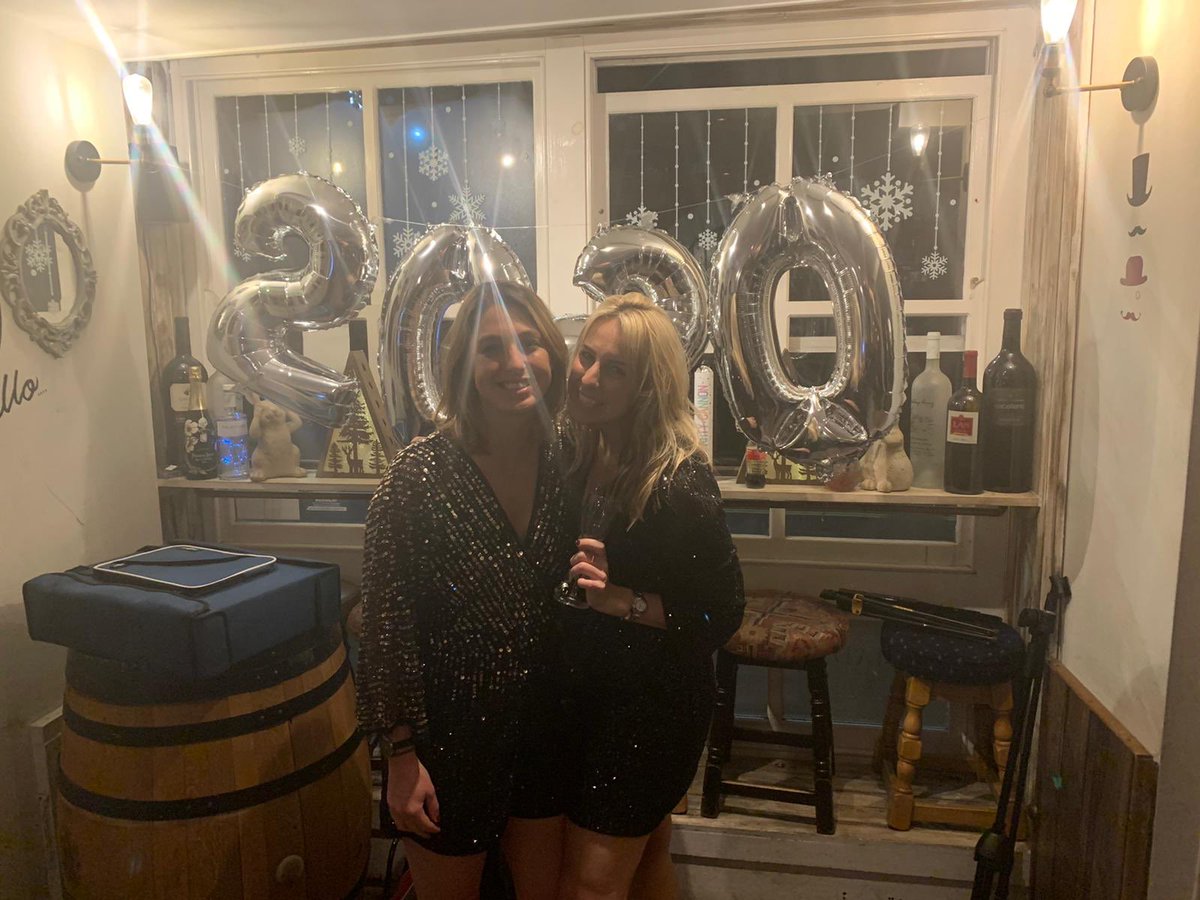 KimWebb3's tweet photo. Have great feelings about the year ahead... bring it on 🙌🏻🙌🏻 https://t.co/o4tbdFeEpe