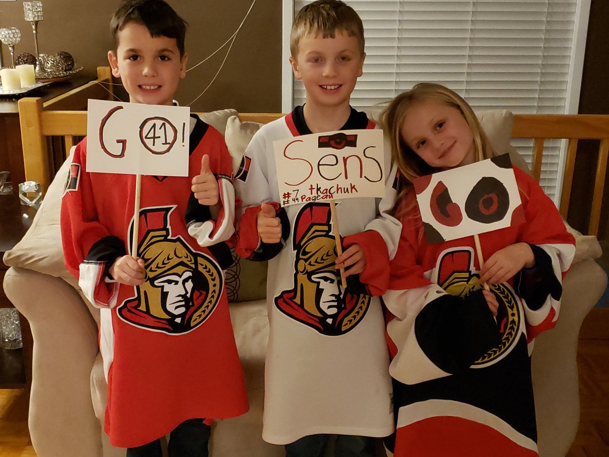 BrianPeski's tweet photo. Up at 530 am...9 hours on a train .. cant wait to cheer the @Senators tomorrow night.  Fans from afar #gosensgo https://t.co/a1tFYIPF5O