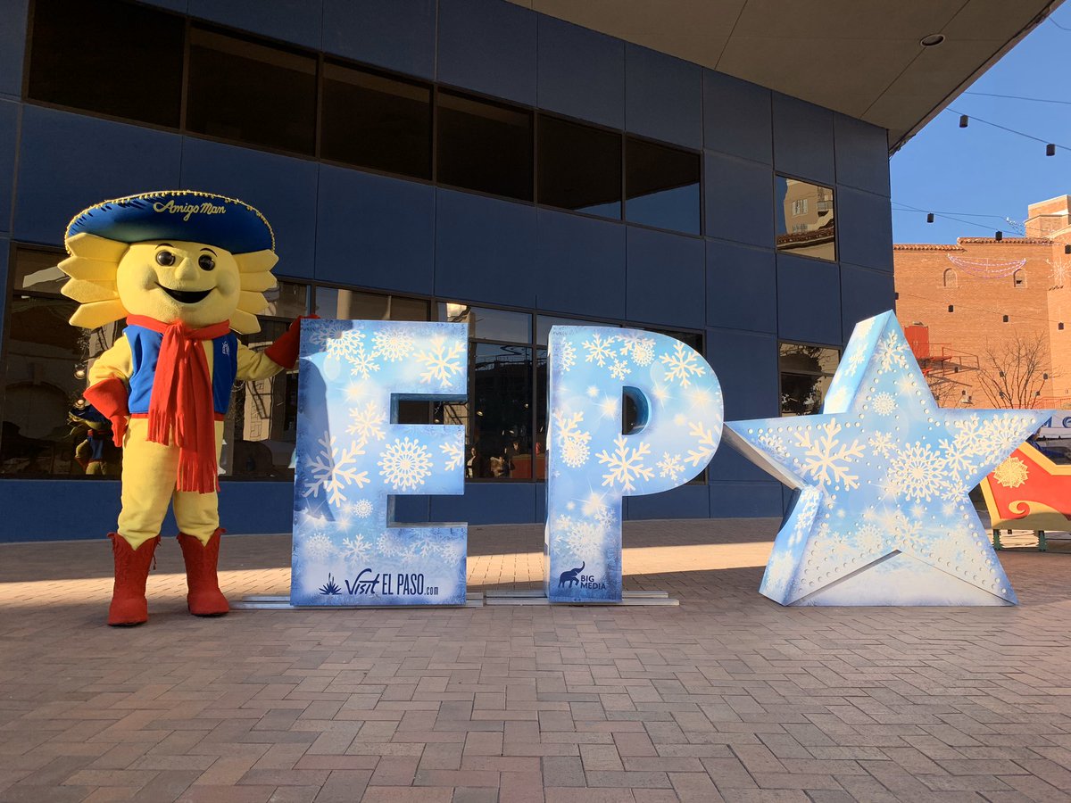 Come and visit me for the last weekend of Winter Fest! I’ll be there 
Saturday 2pm-8pm ❄️
Sunday 12pm-6pm ☃️