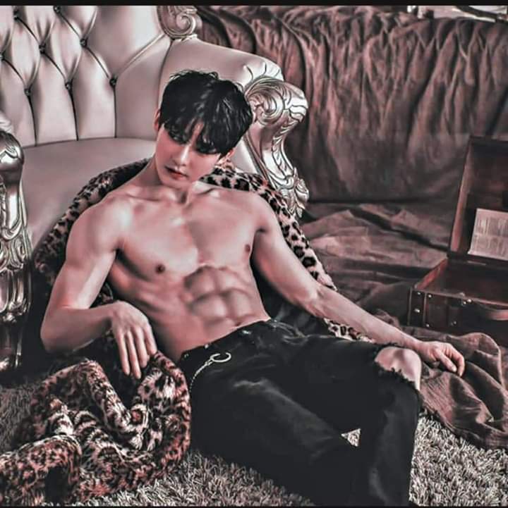 🐯kim🐯 ft: หิว!! ❌😏 tweet media