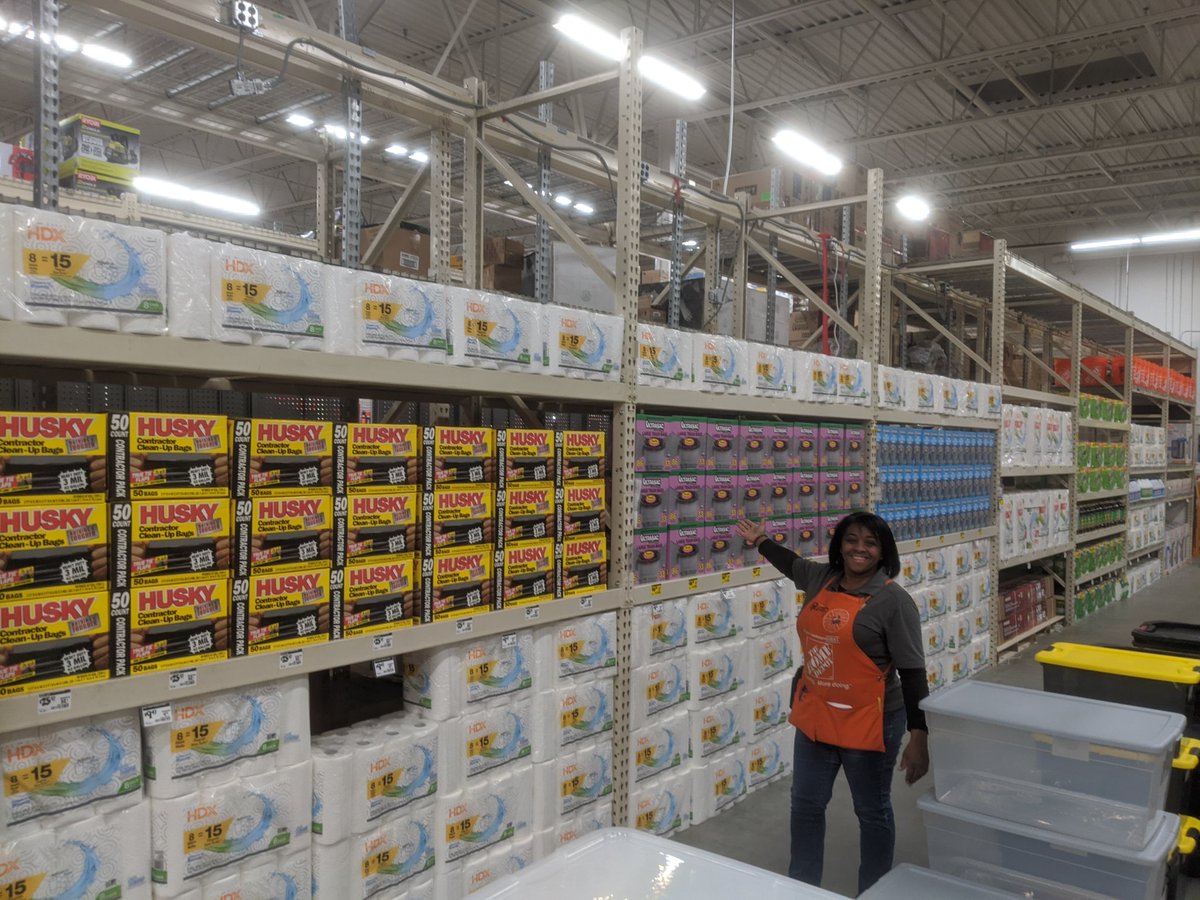 Our future merchandising ASM.<a href="/BrentNorwood2/">Brent Norwood</a> <a href="/mlindsey1223/">Mandy Henry</a> <a href="/elisiatumHD/">Elisia Tummings</a>