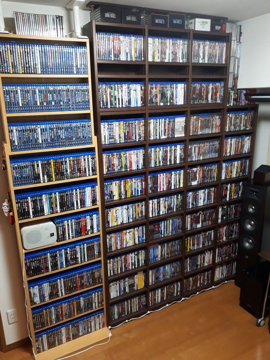 DVD棚を晒したら映画好きフォロワーさん増える #スチールブック #破産