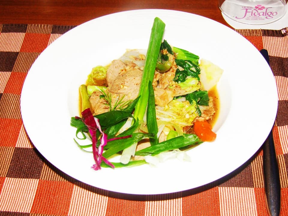 FidalgoHotelGoa's tweet image. Weekends here and we are here too!
Satiate your juicy tender meat cravings and yes there is special for the vegans too. Drop in at Hotel Fidalgo and try it for yourself.#hotelfidalgo #Chillinspice #panaji #goa #lunch #dinner #weekendfood #buffetlunch #buffetdinner #veganspecial