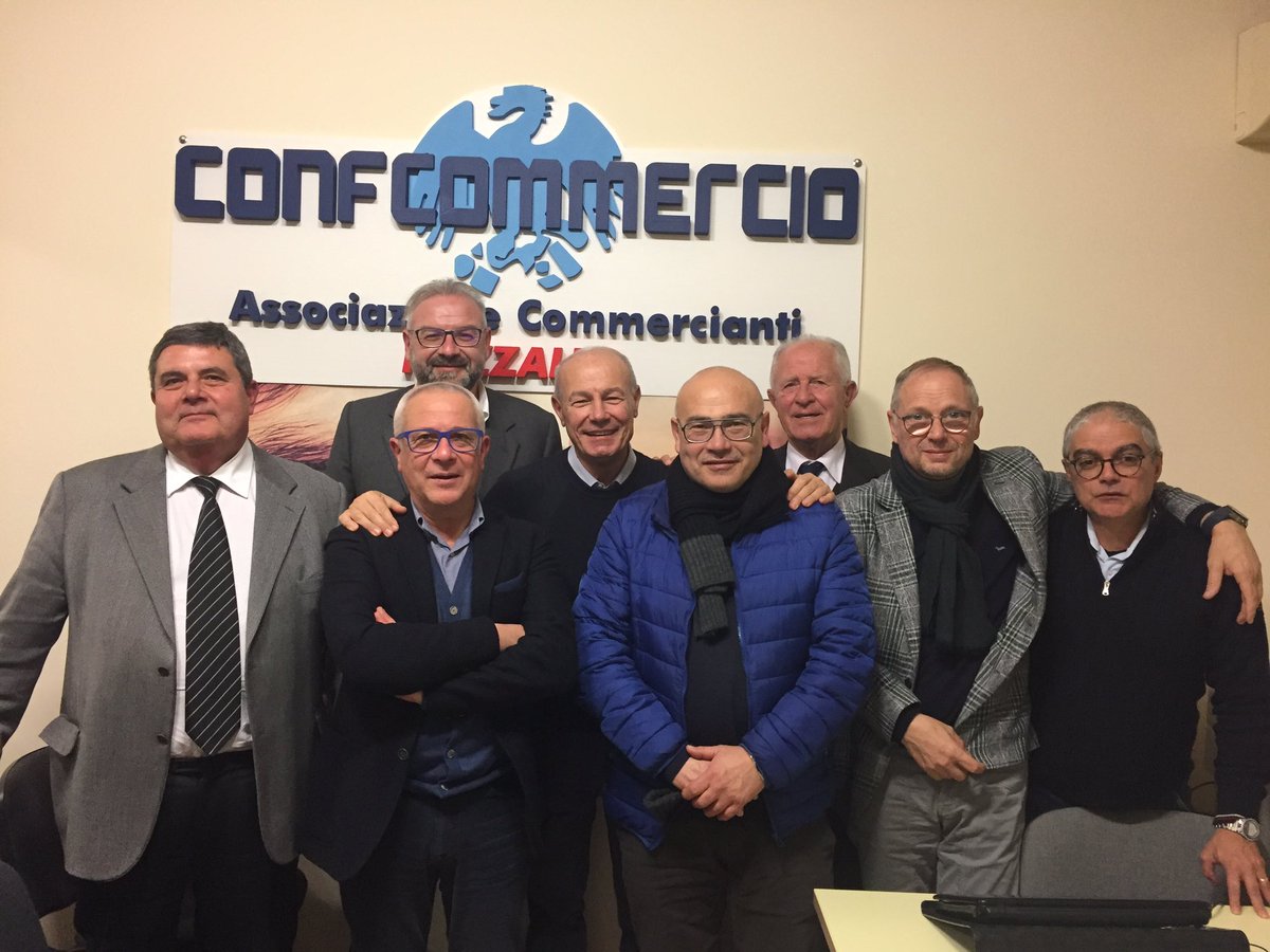 POZZALLO: ieri sera il vertice dei direttivi sezionali Confcommercio dell’area modicana per fare il punto sull’impianto di biometano a Zimmardo Bellamagna   confcommercio.rg.it/news/pozzallo-…. <a href="/Confcommercio/">Confcommercio</a> <a href="/ConfcommSicilia/">Confcommercio Sicilia</a>