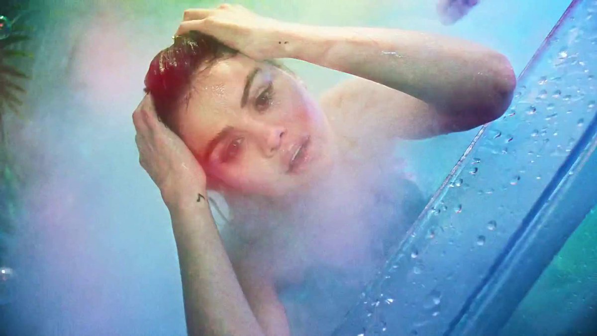 SelenasDaily's tweet image. #RareMusicVideo screen captures