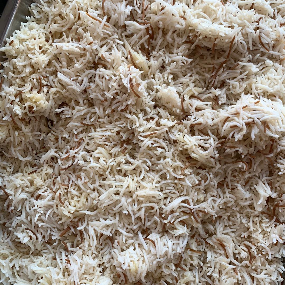 MyKomoditi's tweet photo. PalmOilTV: Flavors of Qatar: Vermicelli Rice with Vanaspathi Palm Ghee
#malaysianpalmoil #lovemypalmoil #vermicellirice #palmoilkitchen #palmoilrecipes #palmoilcuisines #palmoildishes #arabicfood #arabicdishes #arabiccuisines #arabicrecipes #palmoil #oi… https://t.co/dKGiVYymCq