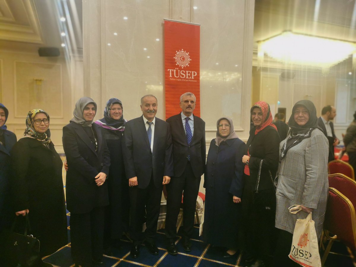 kasavorgtr's tweet photo. @tuseptr Türkiye Sağlık STK’ları Platformu'nun kurucular kurulu olarak açılışını İstanbul’da gerçekleştirdik. Vakfımızın da katıldığı bu lansmana bürokrasiden ve akademik dünyadan bir çok isim katılım sağladı. Sağlık alanımda güçlü bir ses olacak oluşum hayırlara vesile olsun. https://t.co/IwGbYT6qOy
