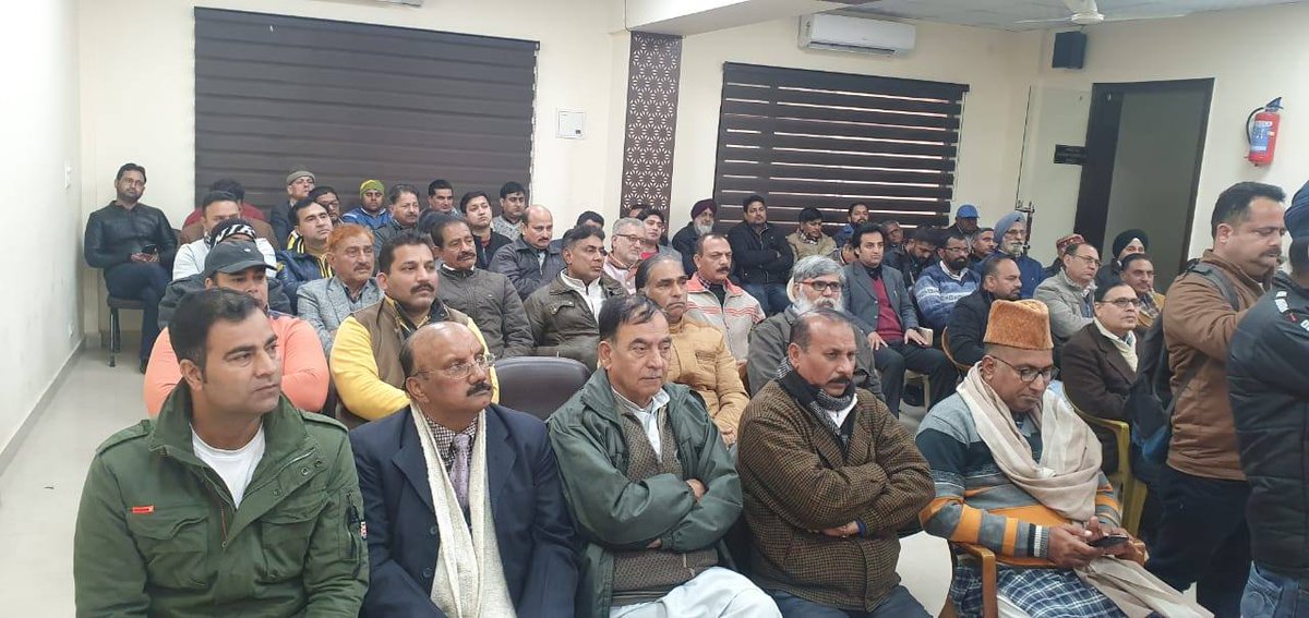 BJP4JnK's tweet photo. #IndiaSupportsCAA
@mpjugalkishore ,Ex-Dy CM Sh @KavinderGupta, Ex-Min Sh @SatSharmaCA BJP J&amp;K All Morchas incharge Sh @BJPmunish ,All Cells incharge S Varinderjit Singh &amp; other leaders address people over CAA under Jan Jagran Abhiyaan at Party HQs, Trikuta Ngr Jammu. https://t.co/8Ly7CFZ265