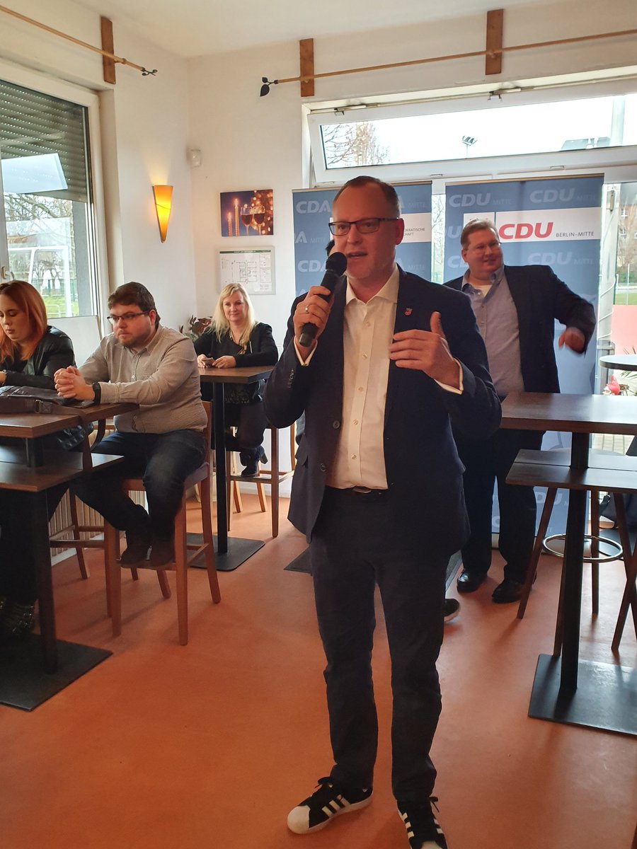 CDU_Moabit's tweet photo. #Neujahrsbrunch: Mit unserem Landesvorsitzenden @kaiwegner & dem stellv Vorsitzenden der @CDUBerlin @falkone1 haben wir heute einen Ausblick auf das bevorstehende Jahr gewagt. Wir haben uns viel vorgenommen. Gestärkt geht’s jetzt an die politische Arbeit! 💪 #WirinMitte #CDAMitte https://t.co/UuIAVC1rnd