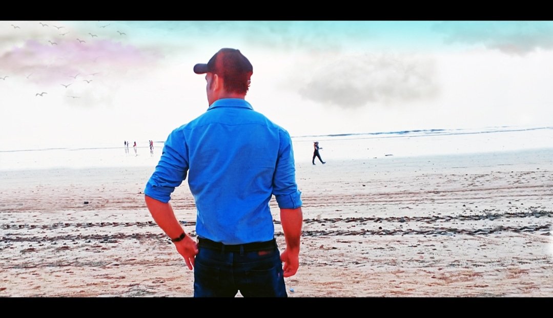 azadjung's tweet photo. #azadjung #mumbai #tonk #happy #juhu #juhubeach #shaazmediaentertainment #shaazmedia #bugsbunny #bugsbunnyicecreams #bugsbunnytawaicecream #tiktok #realpic #hrithikfan #primebeach #bollywood #beautiful #handsome #nice 
https://t.co/BybvCDQqHj https://t.co/8tNoUHv2F0