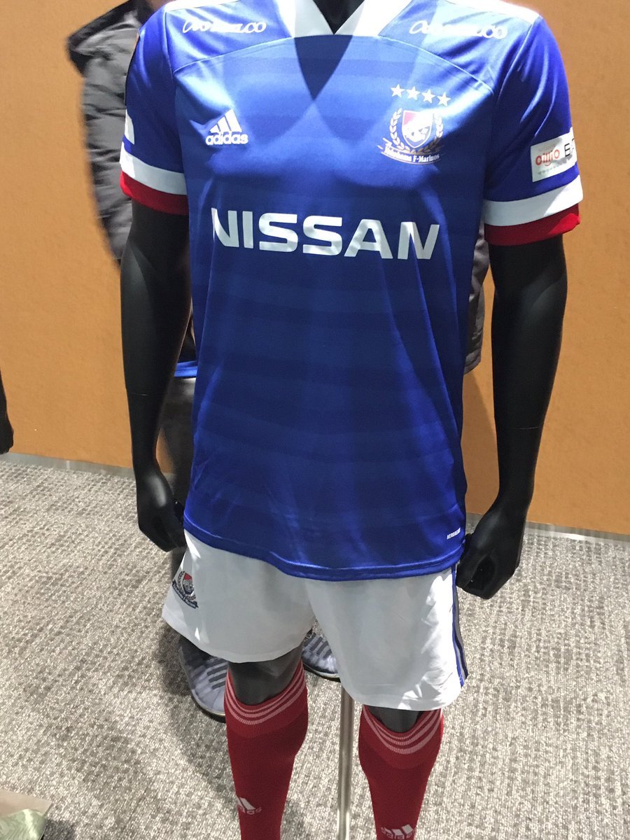 株式会社レミントン 公式 年横浜f マリノス新体制発表会に参加させていただきました 新ユニフォームもお披露目されました ブルーのボーダーがカッコイイ 早く袖を通してみたいです 2月が待ち遠しいですね Fmarinos マリノス 新体制発表会 株式会社レミントン 公式 年横浜f マリノス新体制発表会に参加させていただきました 新ユニフォームもお披露目されました ブルーのボーダーがカッコイイ 早く袖を通してみたいです 2月が待ち遠しいですね Fmarinos マリノス 新体制発表会