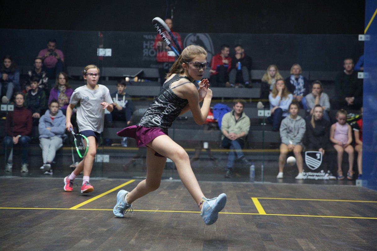 SussexJSL's tweet image. We’re back 🙌🏻 | #SussexJSL is back this weekend with games between @SquashCrawley @CoralsGymHove @acorns_gym @TennisandSquash @thedolphinlc @MiddletonSC1 &amp;amp; #NutleySquash all on the schedule. 

Good luck to all the teams &amp;amp; welcome to the #2020NewYear 
#squash #activekids 🏃🏼‍♀️🏃🏽‍♂️