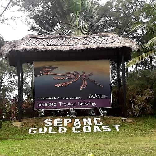 Poklang81's tweet photo. Bagan Lalang tak seperti dulu...
Dah ada awek bikini la ni...🤭
#VideoErmm
#BajuMotor
#FullPocketStore
https://t.co/zrWIgJCxnP
https://t.co/TwSdwU2a9C https://t.co/2irTuX44H0