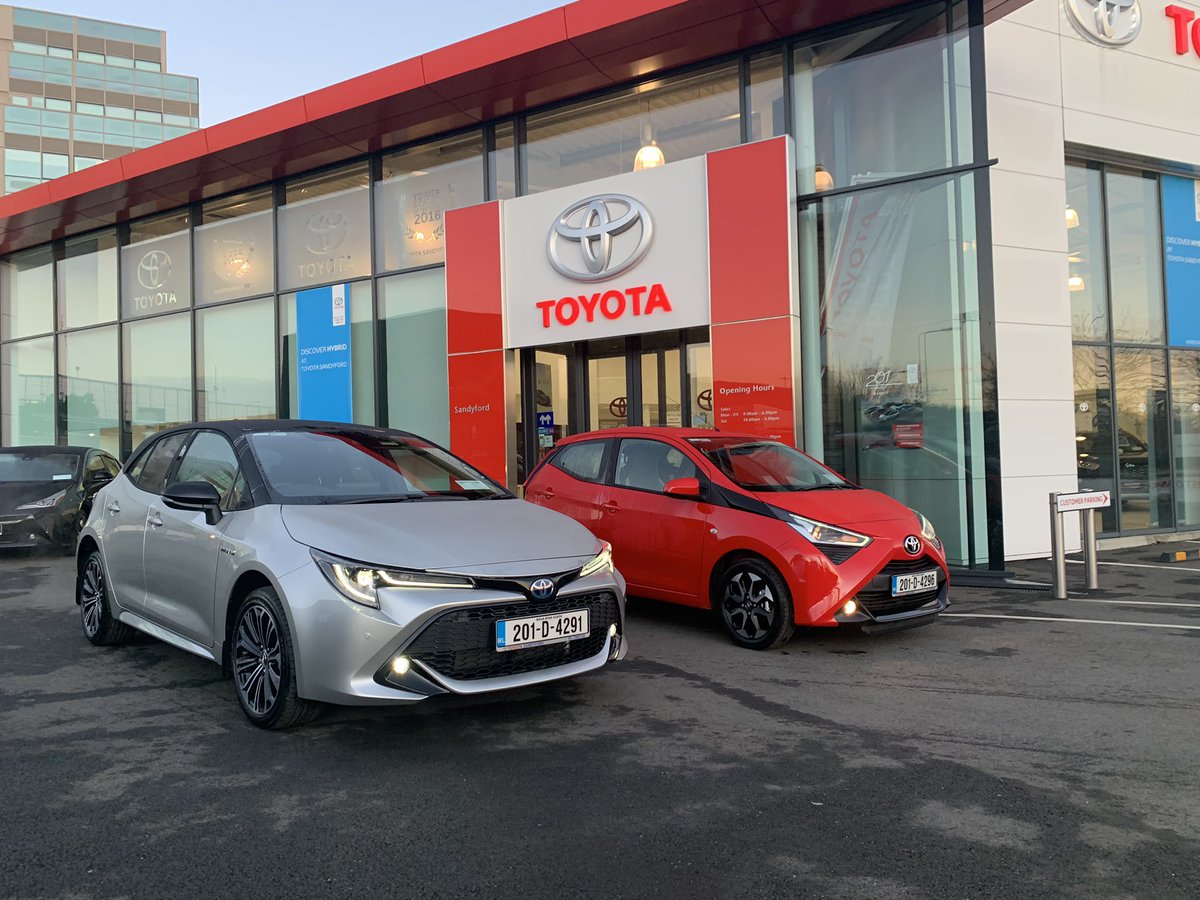 ToyotaSandyford's tweet photo. Another Busy Day at Toyota Sandyford and lots of New 201 Toyota’s going to their new homes 🏡 Open Today 10am to 4pm #Corolla #Aygo #Hilux #FreeServicing #TradeUpBoosters #ToyotaSandyford #TheHomeOfHybrid #BuiltForABetterWorld @toyotaireland https://t.co/9VXSMS1GY6