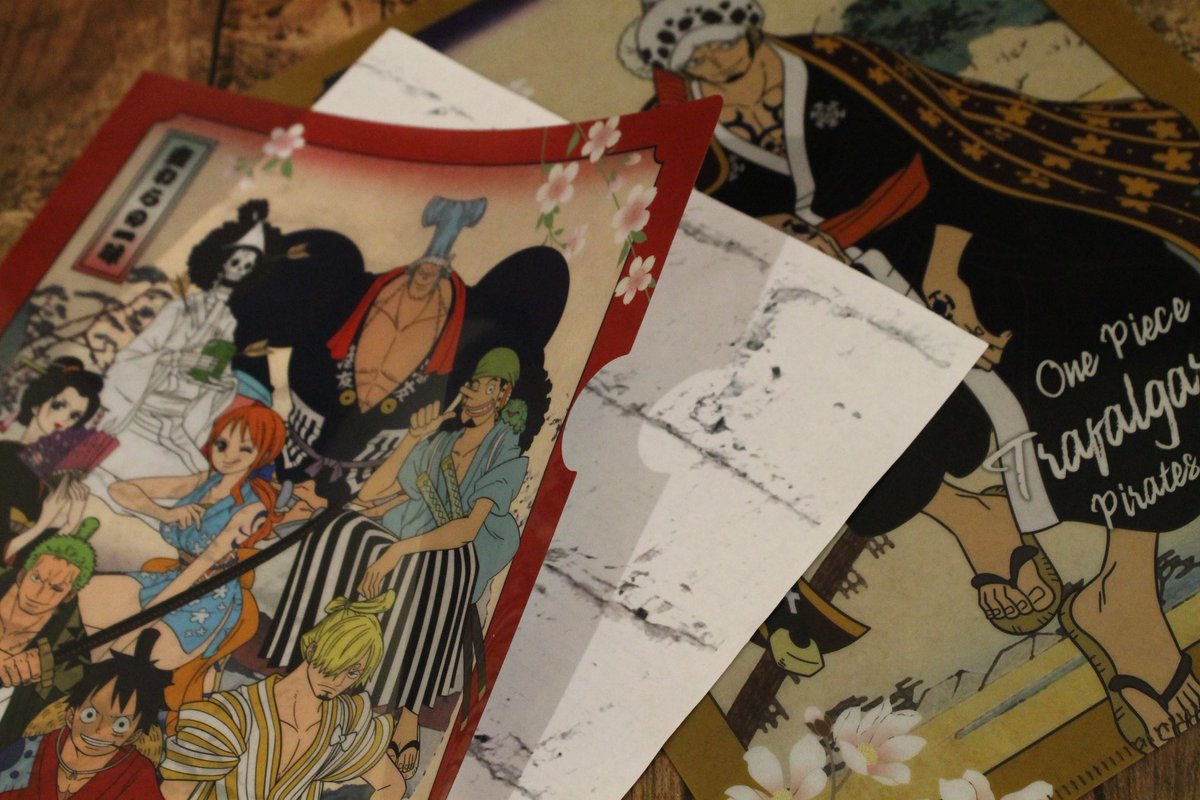 One Piece麦わらストア渋谷本店 در توییتر おすすめ ワノ国編 クリアファイル 麦わらの一味 ロー 各350円 税 好評発売中 麦わらストア Onepiece