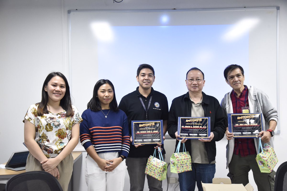 Awitenista's tweet photo. Awitenista 33 Preliminaries has officially ended! Thank you for all those who participated and made the event successful!
#Awit33
#Awitenista33
#AuthenticAteneanMusic https://t.co/zeCvcjvDte