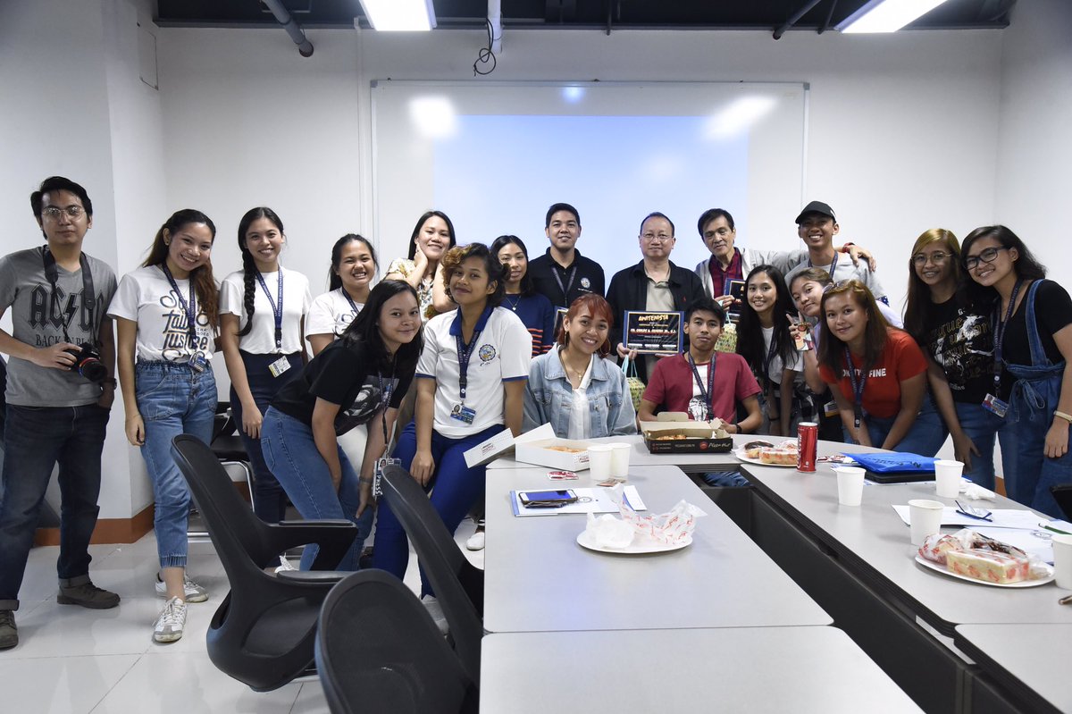 Awitenista's tweet photo. Awitenista 33 Preliminaries has officially ended! Thank you for all those who participated and made the event successful!
#Awit33
#Awitenista33
#AuthenticAteneanMusic https://t.co/zeCvcjvDte