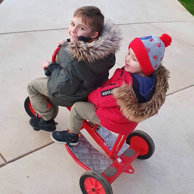 chaseTHEdonkey's tweet photo. One of the many great things about living on the Croatian coast. Sunny winter days. That means we still can on some days (certainly not all!) take the kids outside to play!
#chasingthedonkey in #Rovinj #Croatia at Amarin Family Hotel https://t.co/PnavnYdPET https://t.co/MFQsoitOZB