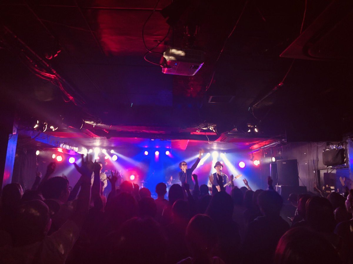 ブリテン tweet media