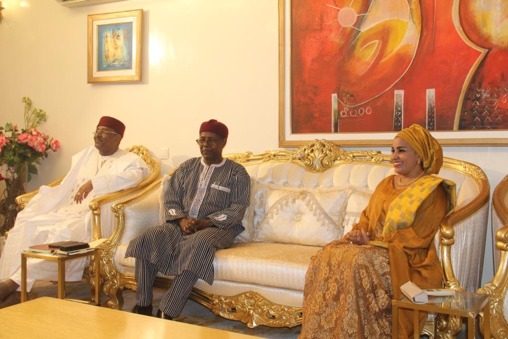 Audience accordée au Dr Djimé ADOUM, SE/CILSS par Madame la Première Dame du Niger, Dr Lalla Malika Issoufou, le vendredi 10 janvier 2020 en présence du Ministre d’État, Ministre de l'Agriculture et de l’Élevage du Niger et du DG d'AGRHYMET . <a href="/CILSSinfos/">CILSS</a> <a href="/INSAH_infos/">Institut du Sahel</a>