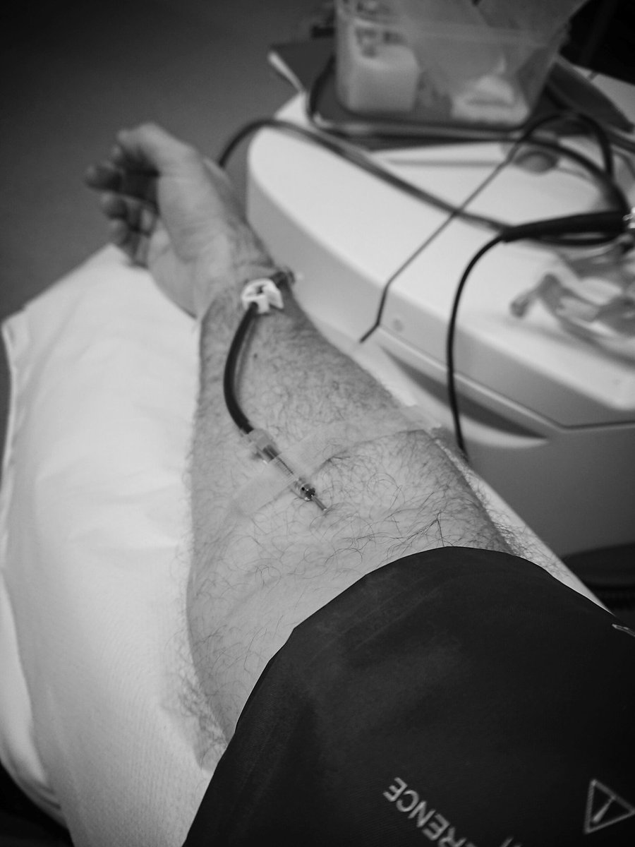 DRH100's tweet image. Next hour or so sorted in the company of @GiveBloodNHS 
#platlets #donateifyoucan