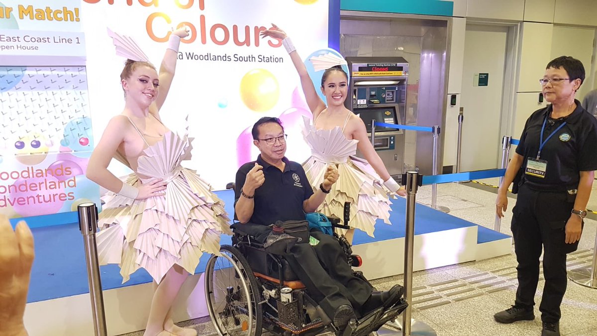 LTAsg's tweet photo. Thank you for a fun-filled day at the #TEL1 Open House! 🥳Let’s look forward to 31 Jan 2020, when TEL1 officially opens for passenger service. We’ll also get to enjoy free travel from 31 Jan to 2 Feb 2020 on the brand new TEL! 😉
More: https://t.co/xDYleek3n8
#TEL1Opening https://t.co/ZIuk3QYx7M