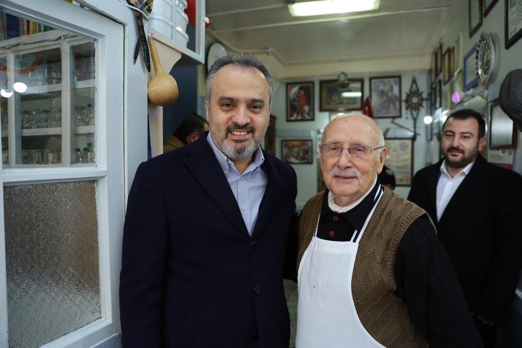 Alinur Aktaş