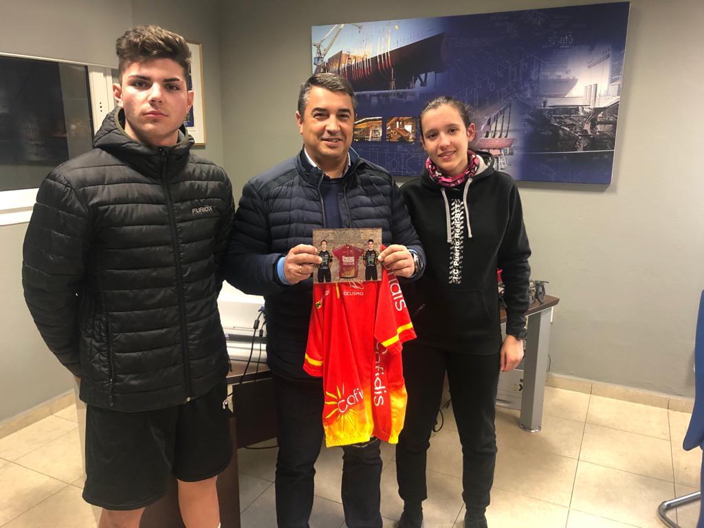 tincasur's tweet photo. Ayer nos visito Andrea Pascual (Campeona Andalucia,Cadiz, Subcampeona Nacional x equipos,Campeona Open España), y Manuel Garcia (Tercero Provincial Cadiz) del GHCS Puerto Real BTT, en 2020 seguiran contando con nuestro apoyo suerte en esta nueva temporada #BTT #cadetes https://t.co/TD83vGSCCe