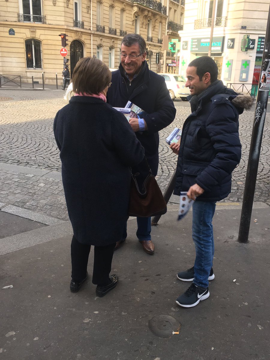 PierreGaboriau's tweet photo. J’étais ce matin sur le terrain pour échanger et présenter mon programme pour #Paris16. Agir sur la #propreté, agir sur la #sécurité, agir sur notre #mobilité, agir pour nos commerces de #proximité, voici les priorités attendues par les habitants. #Gaboriau2020 #jaimemon16 https://t.co/NOgcBNHtQv