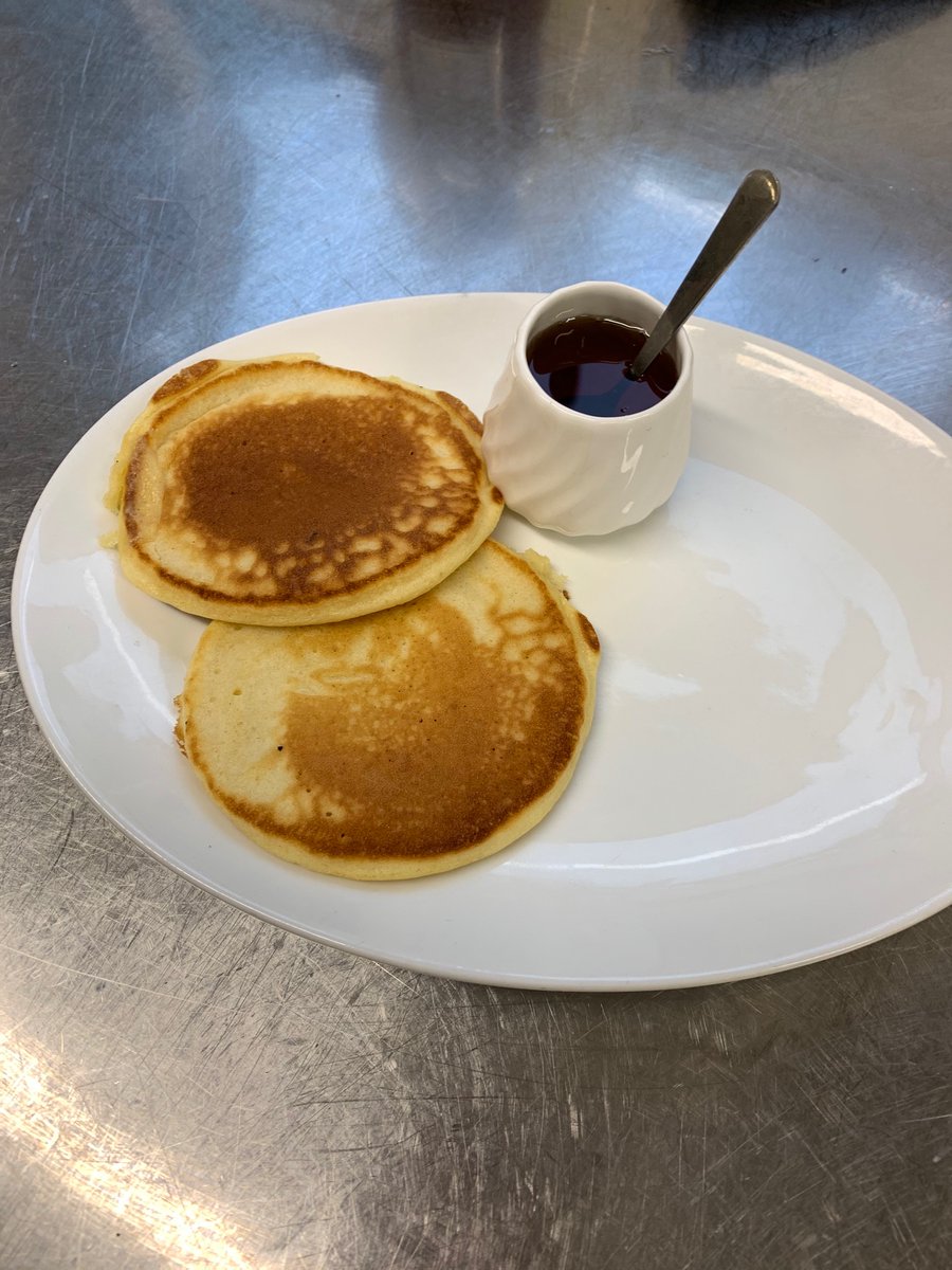 SweetPickings's tweet photo. Some of our freshly cooked breakfasts served this morning!☀️ https://t.co/hBNmdhrIgI